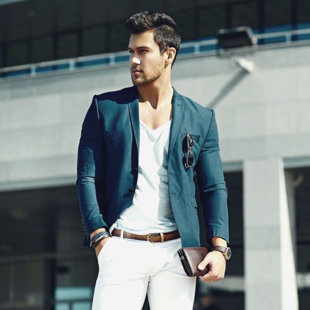 Styl smart casual dla mężczyzn. Poznaj jego zasady i zobacz przykładowe stylizacje!